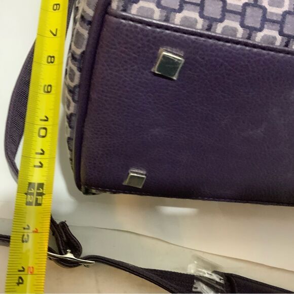 Nine & Company Nine West Purple Checkerboard duffle bag with 3 exterior pockets - Picture 7 of 13